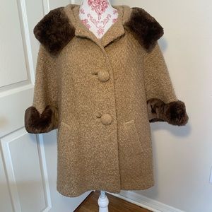 Vintage Hockanum Steven’s fabrics fur lined coat